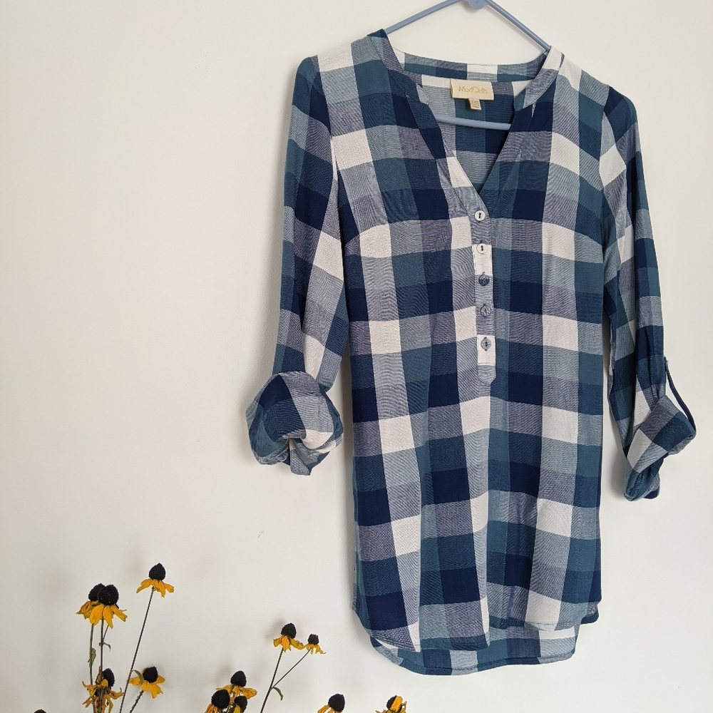ModCloth blue & white  blouse